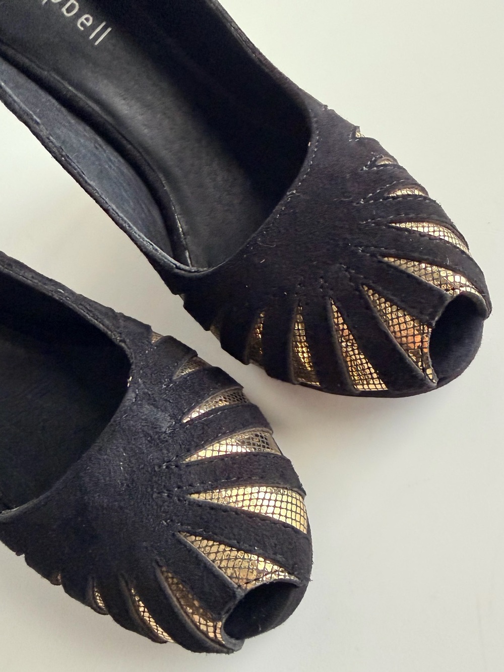 Jeffrey Campbell Hecate Black and Gold Cutout Wedge Metallic Heels size 6 - Picture 5 of 12